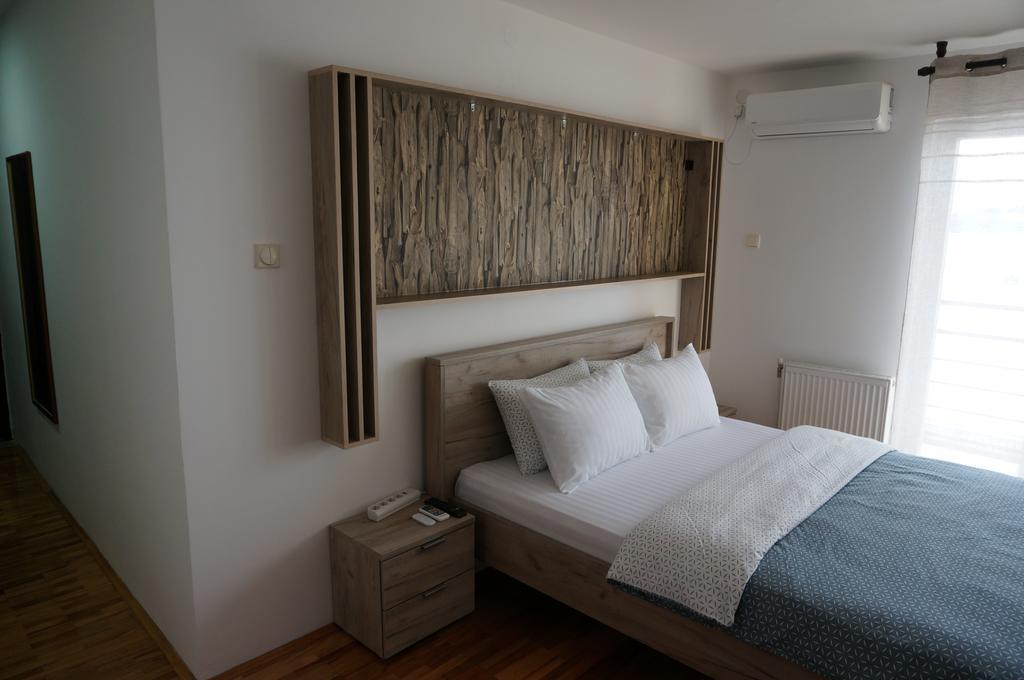 Nice Apartment Nis